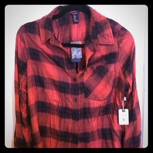 🍓 Red Button Down Flannel F21